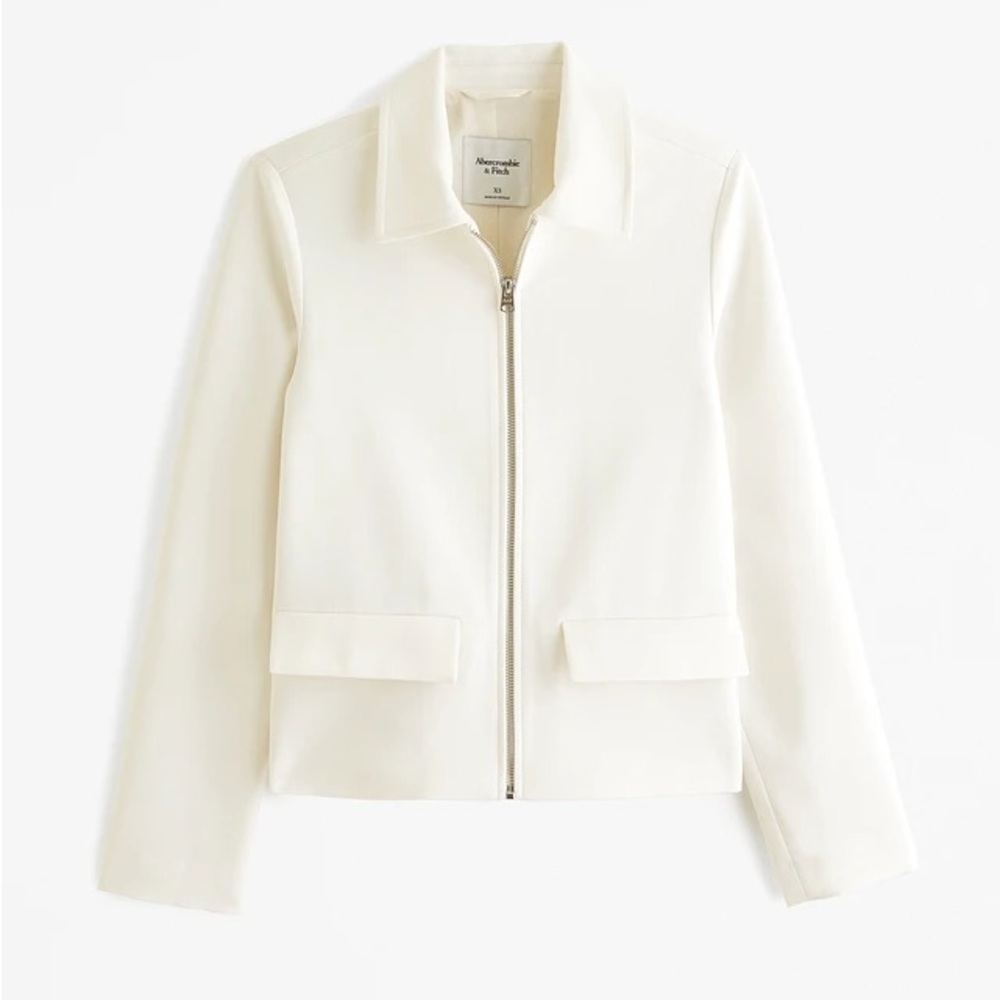 Abercrombie & Fitch Elevated Suiting Jacket in White / Size XS